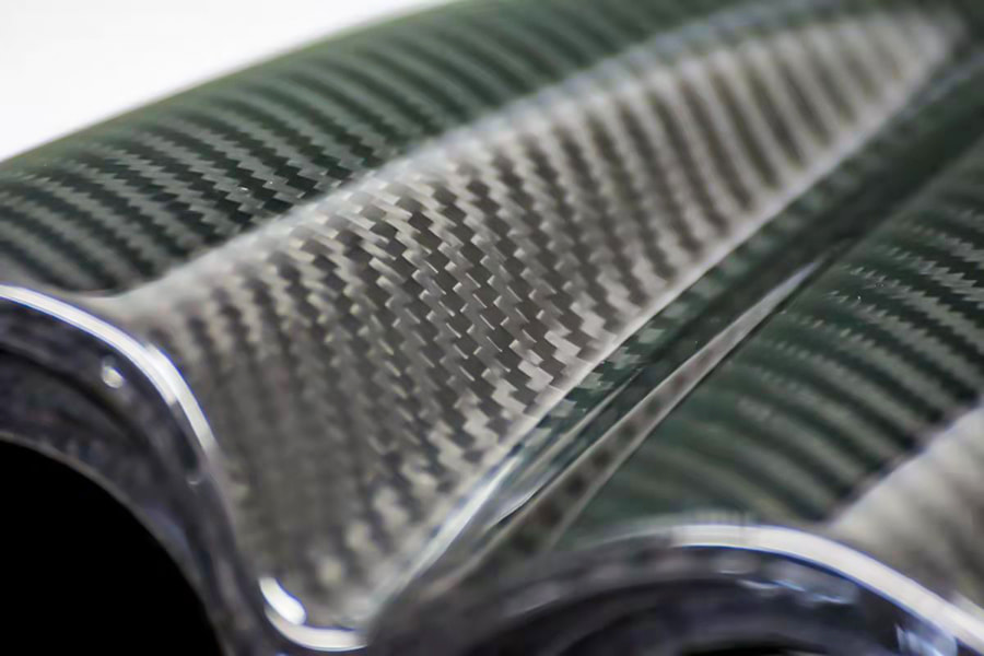 Flame retardant lightweight flexible electroplated fiberglass fabric
